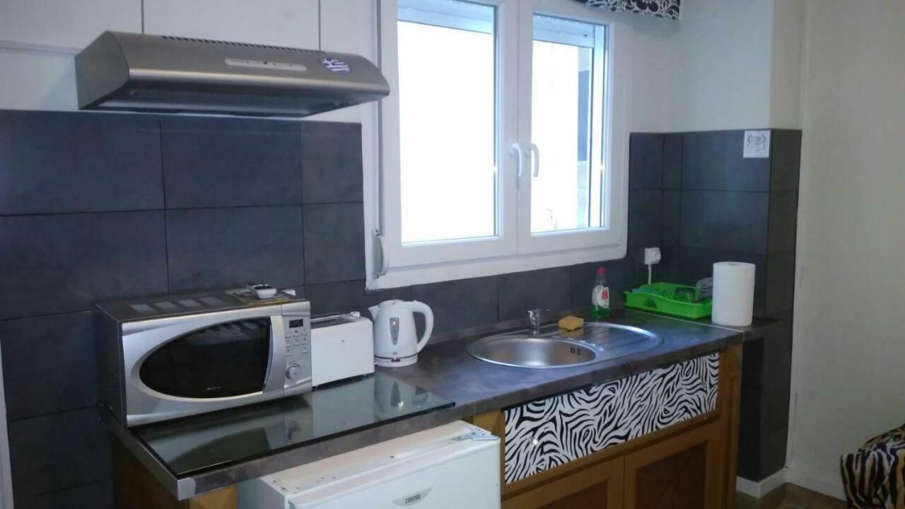 Prime Location Bright Studio City Center Super 5G Wifi 200Mbps With32"Tv Салоники Экстерьер фото